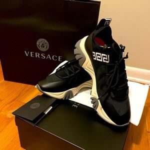 Versace Squalo Knit Sneakers
